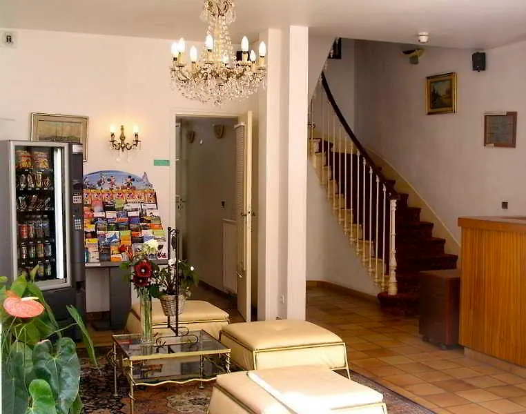 Hôtel Roi René París 2*,  Francia