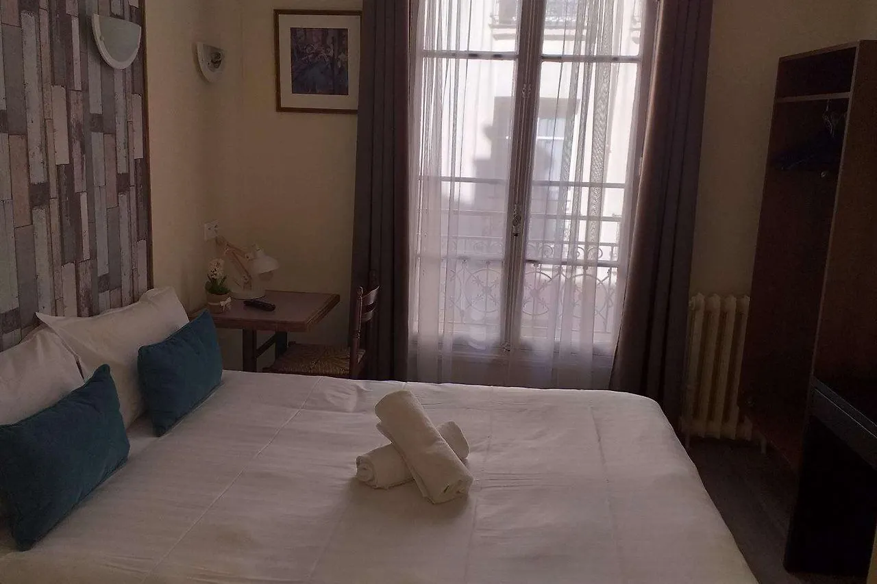 ** Hotel Hôtel Roi René París Francia
