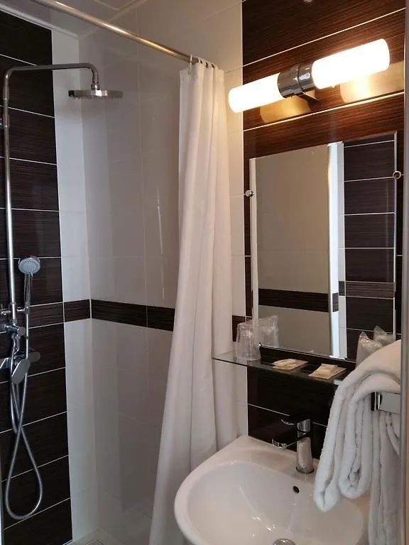 Hotel Roi Rene Paris